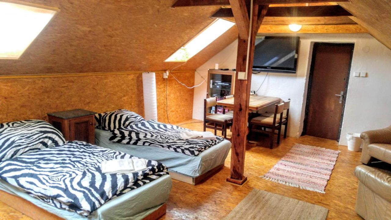 Cechuv Mlyn Apartment Hrebecniky ภายนอก รูปภาพ