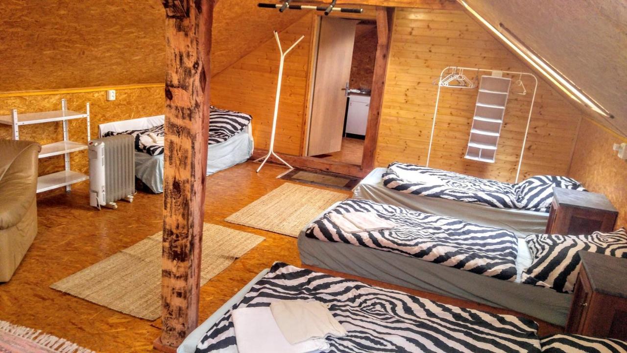 Cechuv Mlyn Apartment Hrebecniky ภายนอก รูปภาพ